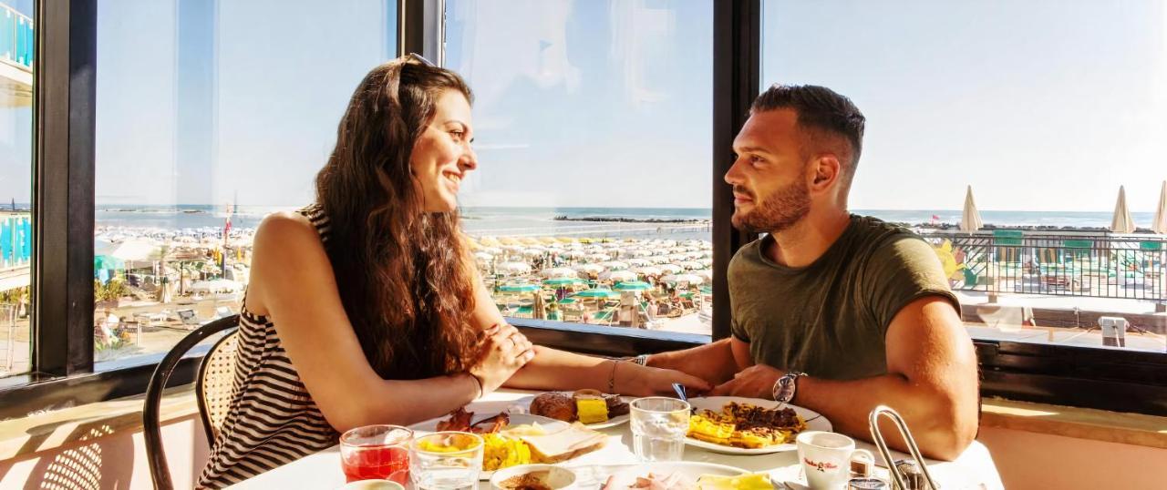 Hotel Royal-Spiaggia ガッテーオ・ア・マーレ エクステリア 写真